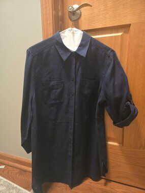 Chicos navy size 1 linen shirt